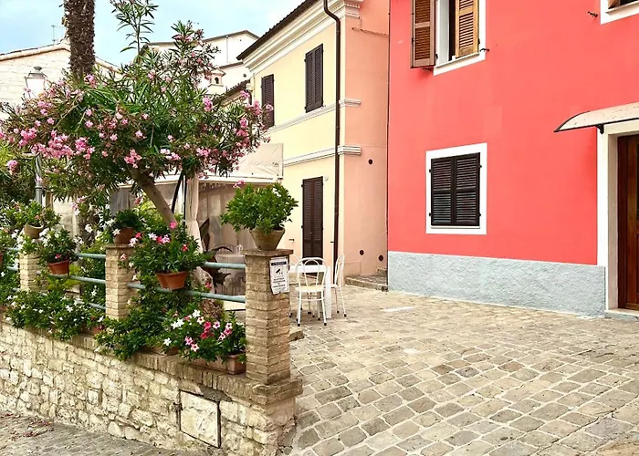 N214 - Numana Delizioso Bilocale In Centro Storico